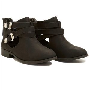 Charles Albert Black Ankle Boots